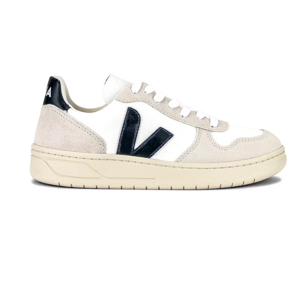 Veja V-10 Sneaker in White & Nautico, Size: EU 38 Women’s size 7 - Picture 2 of 13